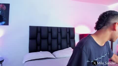 Snapshot of sander_mila chatting on 01.06.25 MilaSander online show from 01.06.25