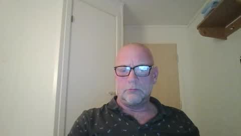 sandnesrune523 online show from 01.18.26