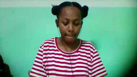 sandra1253099 online show from 10.31.25