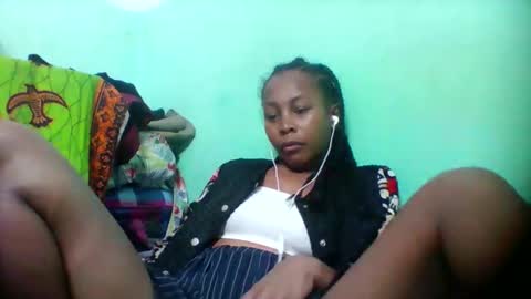 sandra1253099 online show from 11.24.25