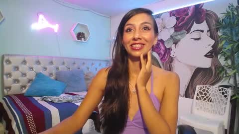 Snapshot of sandra_petite19 chatting on 04.25.26 sandra online show from 04.25.26