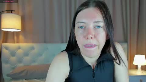 Snapshot of sandra_rosss chatting on 06.27.26 Sandra online show from 06.27.26