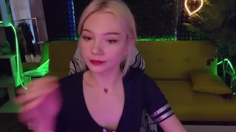 Sandy  online show from 01.31.25