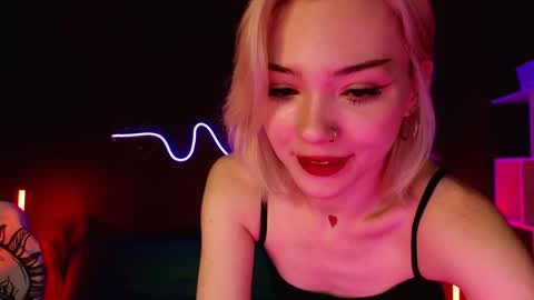 Sandy  online show from 02.02.25