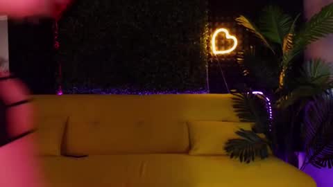 Sandy  online show from 03.02.25