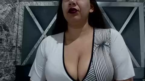 sandraclarkx69 online show from 12.30.24