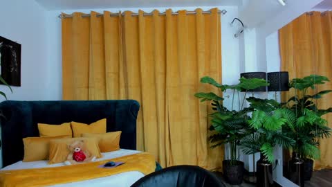 Snapshot of sandralopezxxx chatting on 11.14.25 Sandra online show from 11.14.25