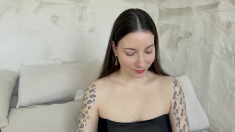 Snapshot of sandraschonherz chatting on 02.06.25 Sandra Schonherz online show from 02.06.25