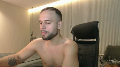 DeAlex online show from 10.21.25