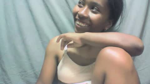 sandy735579 online show from 10.12.25