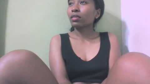 sandy735579 online show from 10.25.25