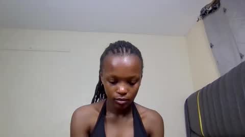 Snapshot of sandy_bby1 chatting on 09.18.25 sandy online show from 09.18.25