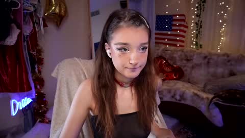 Snapshot of sandy_candycrush chatting on 09.09.25 Sandy Nekochan online show from 09.09.25