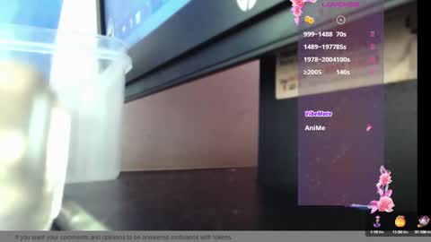 Snapshot of sandy_straw chatting on 09.24.25 sandy_straw online show from 09.24.25
