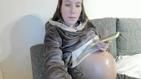 Snapshot of sandysun_shine chatting on 12.13.24 Sandy online show from 12.13.24