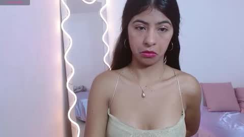 sandyy_tay online show from 10.22.25