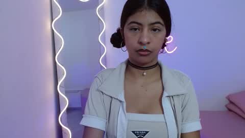 sandyy_tay online show from 11.13.25