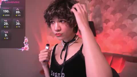 Snapshot of sandzu_ chatting on 11.15.25 Viola online show from 11.15.25