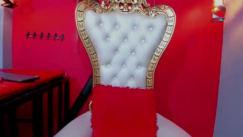 Snapshot of santa_m chatting on 01.16.25 sofia online show from 01.16.25