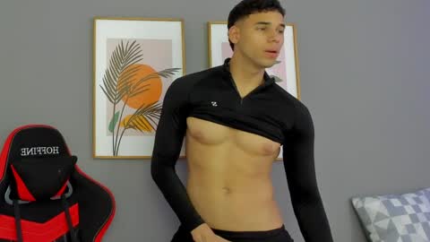 Maximo Santana online show from 06.04.26