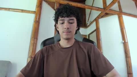 santi_twink19 online show from 02.12.26