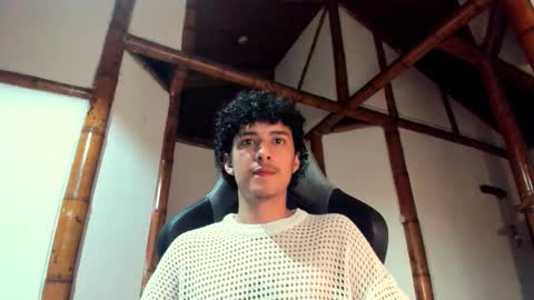 santi_twink19 online show from 03.05.26