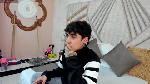 SantiAbader online show from 11.20.25