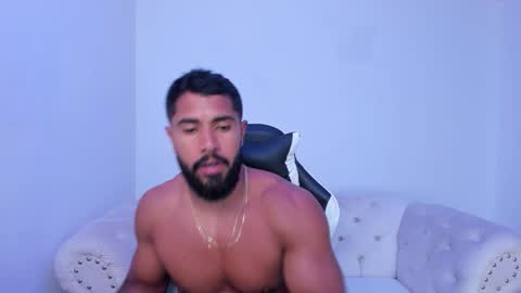 santiago_huntt online show from 10.31.25