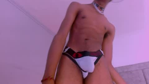 Santiiiiii  online show from 04.11.26