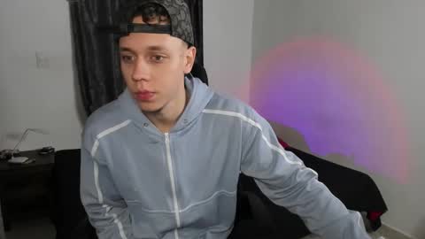 Julius Novachrono  online show from 11.28.25