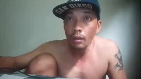 Snapshot of santichai561323 chatting on 11.18.25 santichai561323 online show from 11.18.25