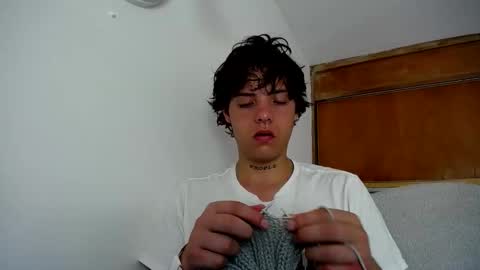 Snapshot of santii_rose chatting on 01.05.25 Santii online show from 01.05.25