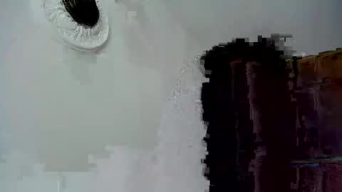 Snapshot of santii_rose chatting on 01.05.25 Santii online show from 01.05.25