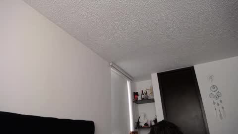 Snapshot of santii_rose chatting on 01.27.25 Santii online show from 01.27.25