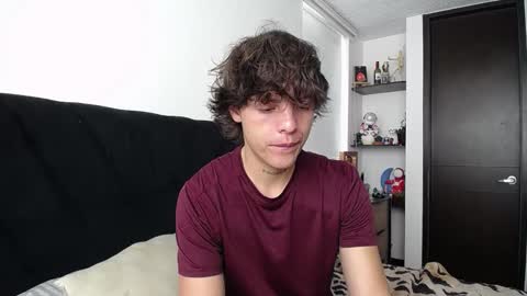 Snapshot of santii_rose chatting on 03.03.25 Santii online show from 03.03.25