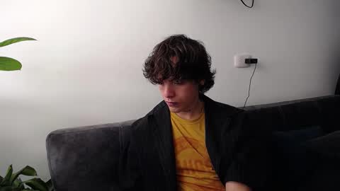 Snapshot of santii_rose chatting on 03.07.25 Santii online show from 03.07.25