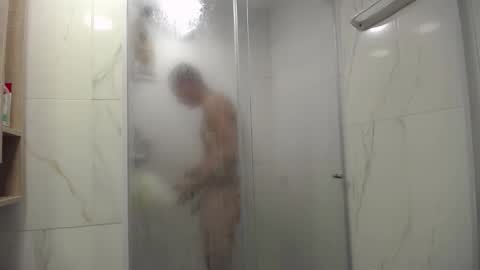 Snapshot of santii_rose chatting on 09.11.25 Santii online show from 09.11.25