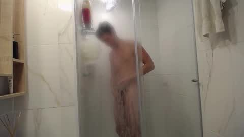 Snapshot of santii_rose chatting on 10.02.25 Santii online show from 10.02.25