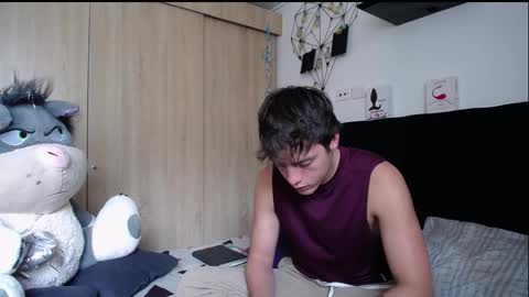 Snapshot of santii_rose chatting on 11.07.25 Santii online show from 11.07.25