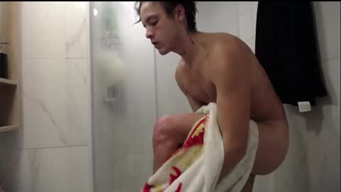 Snapshot of santii_rose chatting on 11.15.25 Santii online show from 11.15.25