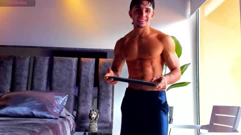 Santiago Seans online show from 01.05.26