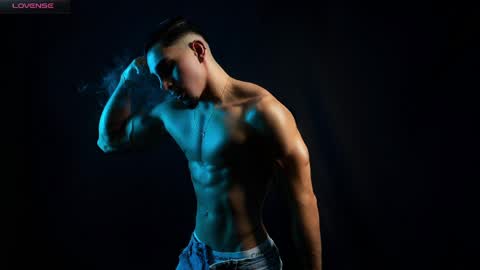 Santiago Seans online show from 04.07.26