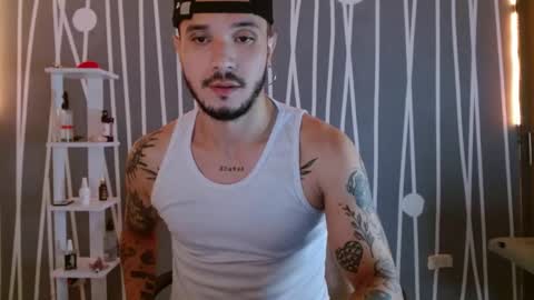 Santy Torres online show from 02.25.25