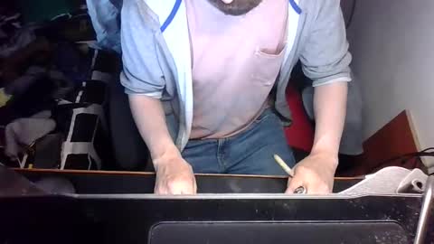 santuronvargas online show from 11.30.25