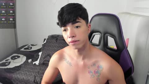 Snapshot of santy7u7 chatting on 12.08.24 Mr. Santiago online show from 12.08.24