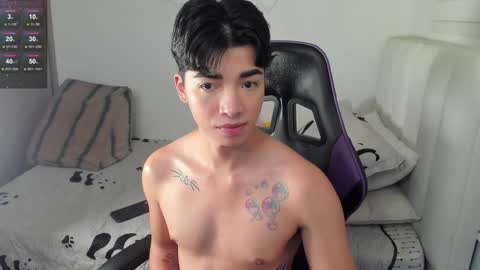 Snapshot of santy7u7 chatting on 02.05.25 Mr. Santiago online show from 02.05.25