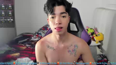 Snapshot of santy7u7 chatting on 02.20.25 Mr. Santiago online show from 02.20.25