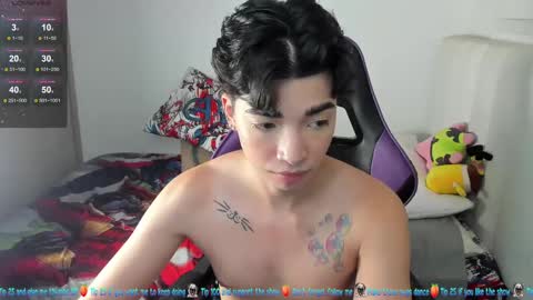 Snapshot of santy7u7 chatting on 02.22.25 Mr. Santiago online show from 02.22.25