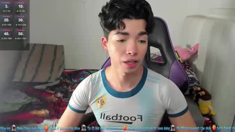 Snapshot of santy7u7 chatting on 03.06.25 Mr. Santiago online show from 03.06.25