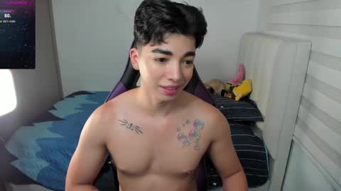 Snapshot of santy7u7 chatting on 09.25.25 Mr. Santiago online show from 09.25.25